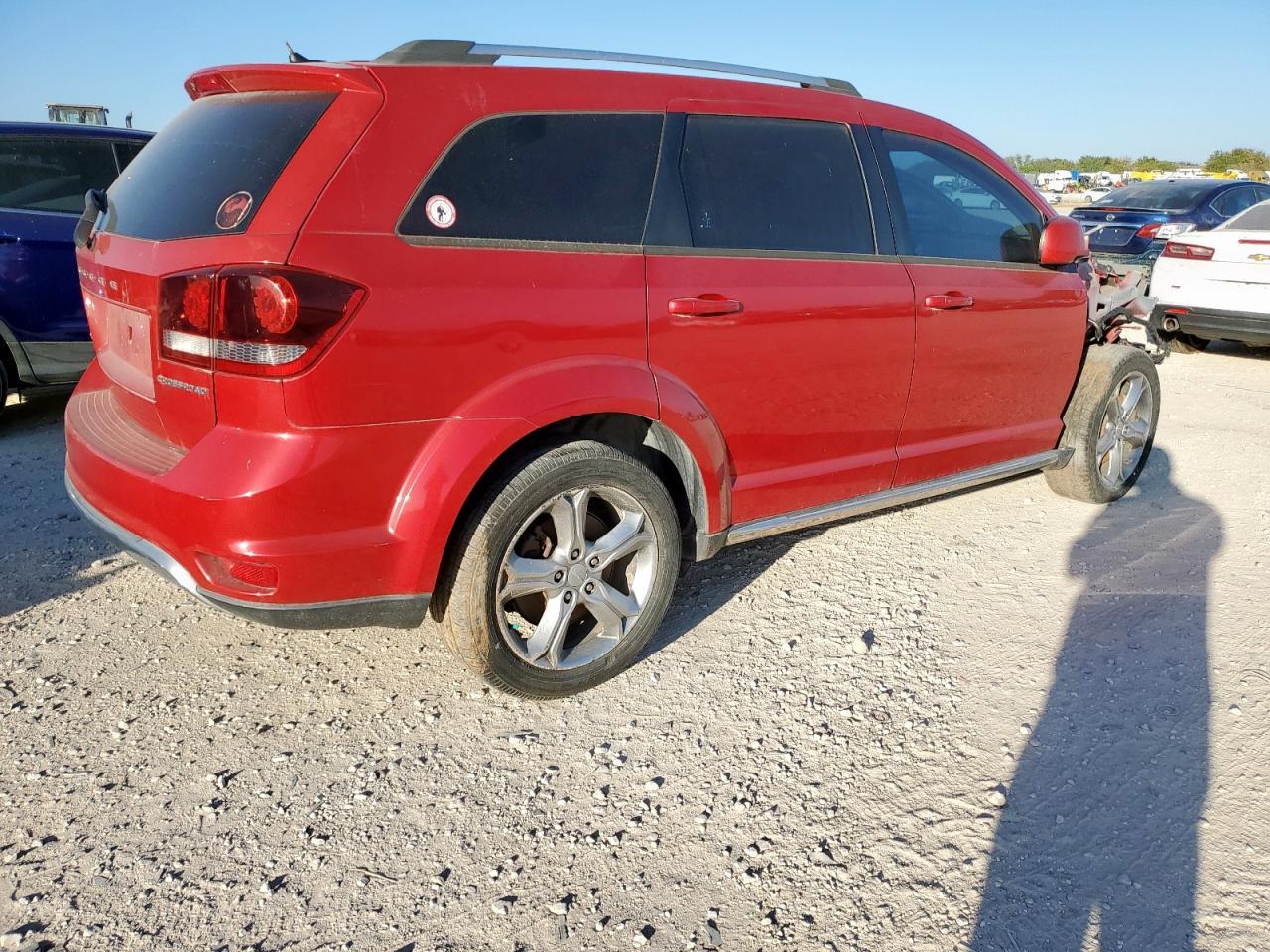2017 Dodge Journey Crossroad - Image 3