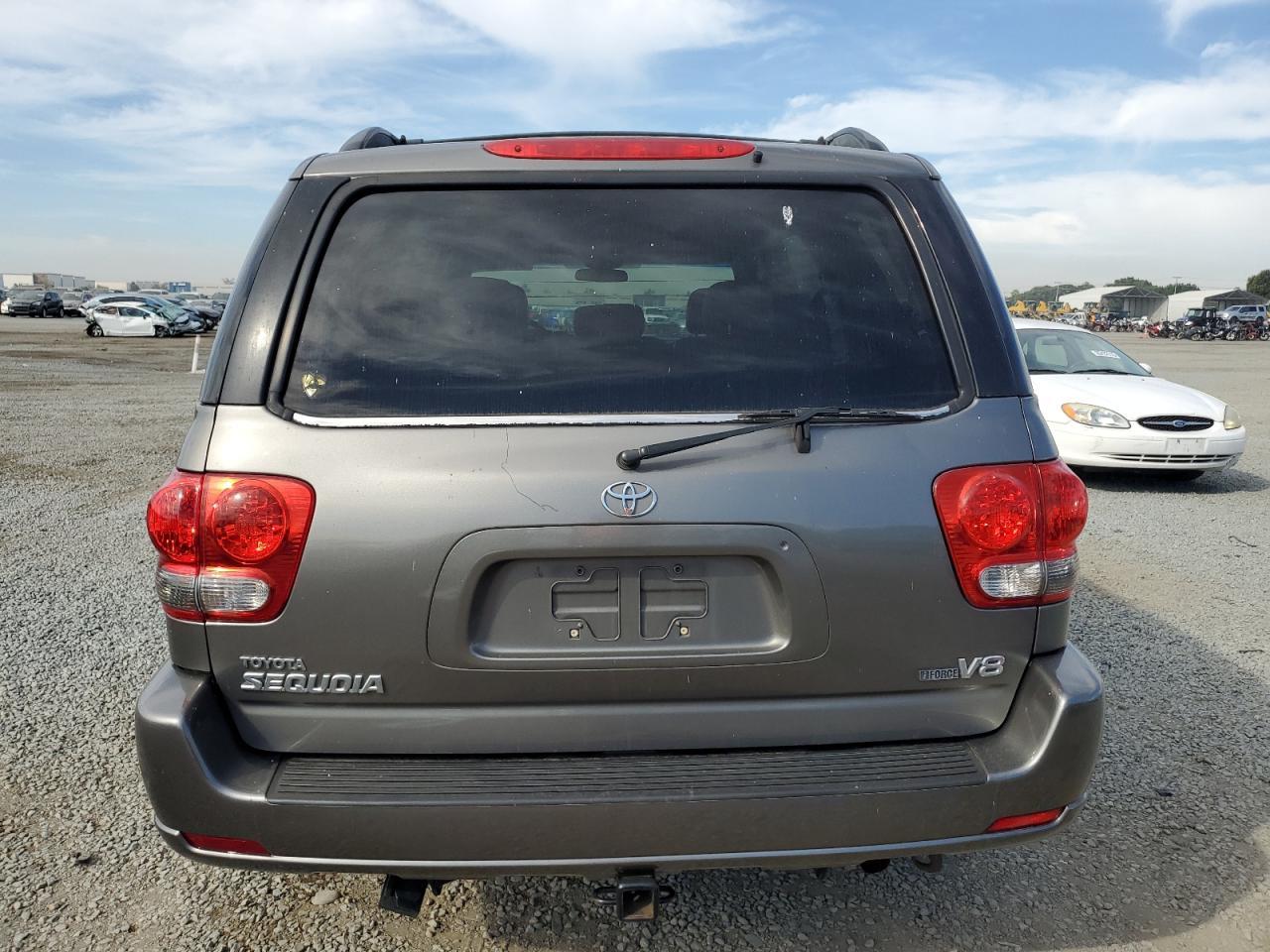 2005 Toyota Sequoia Sr5 - Фото 6