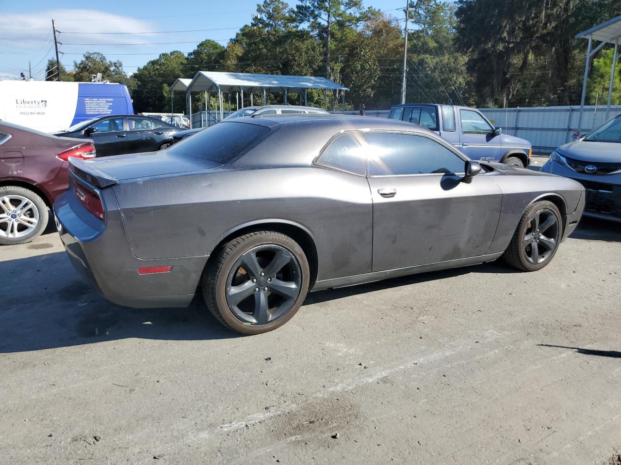 2013 Dodge Challenger - Image 3