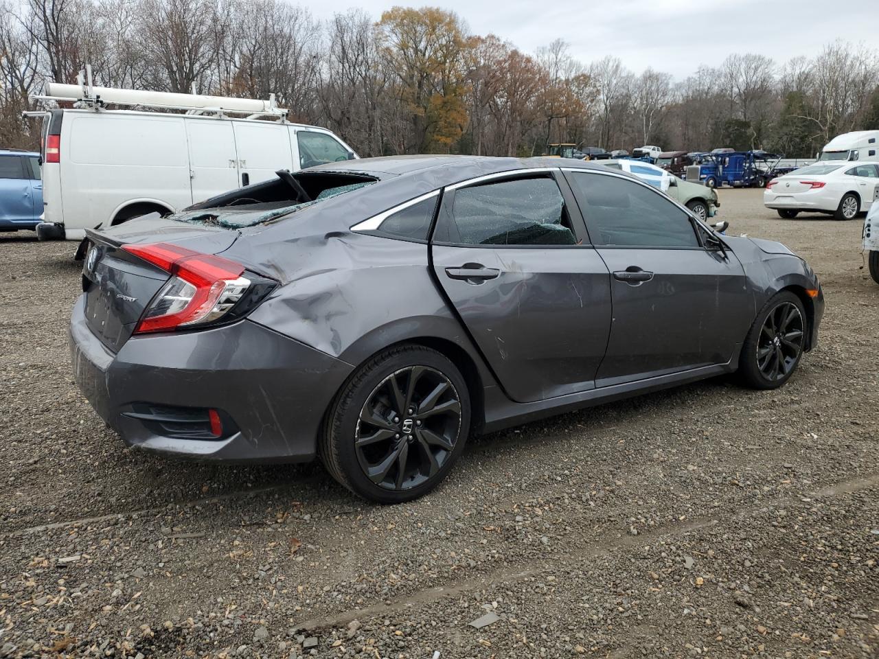 2020 Honda Civic Sport - Фото 3