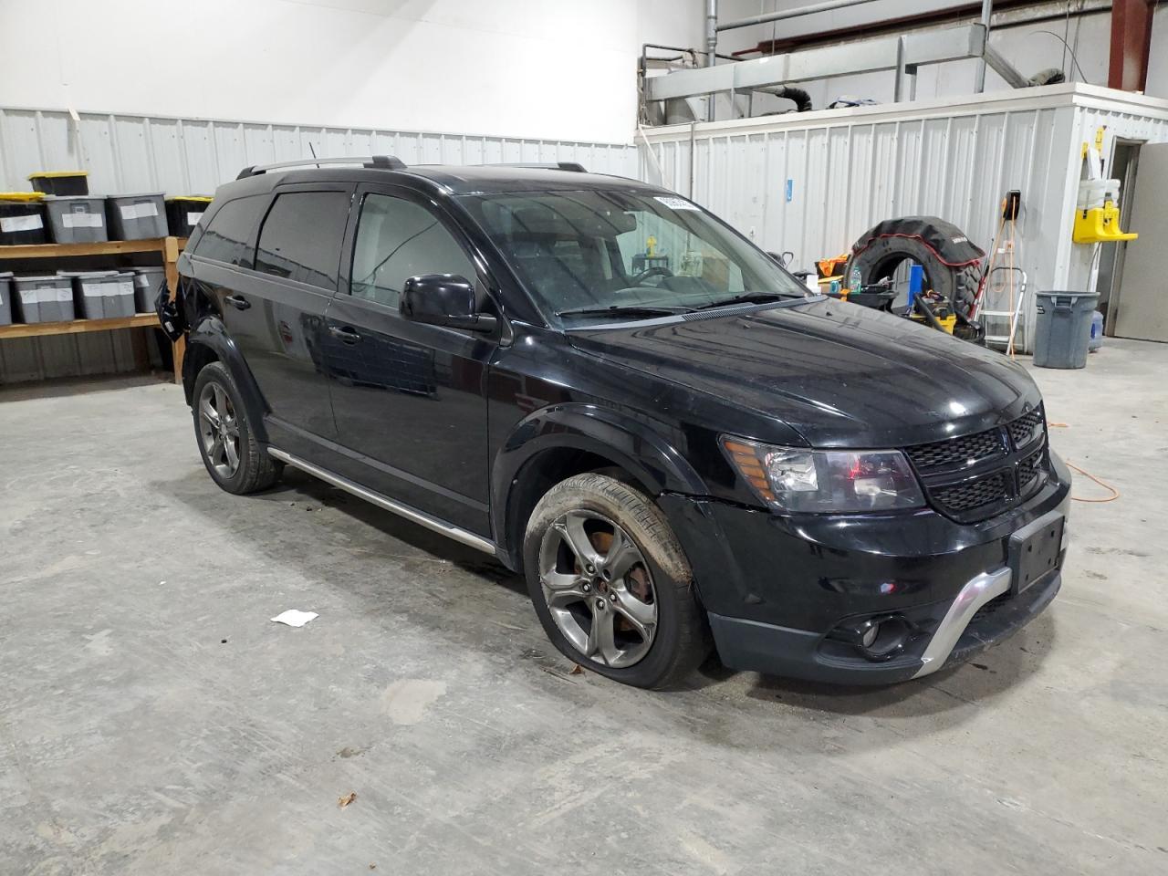 2016 Dodge Journey Crossroad - Image 4