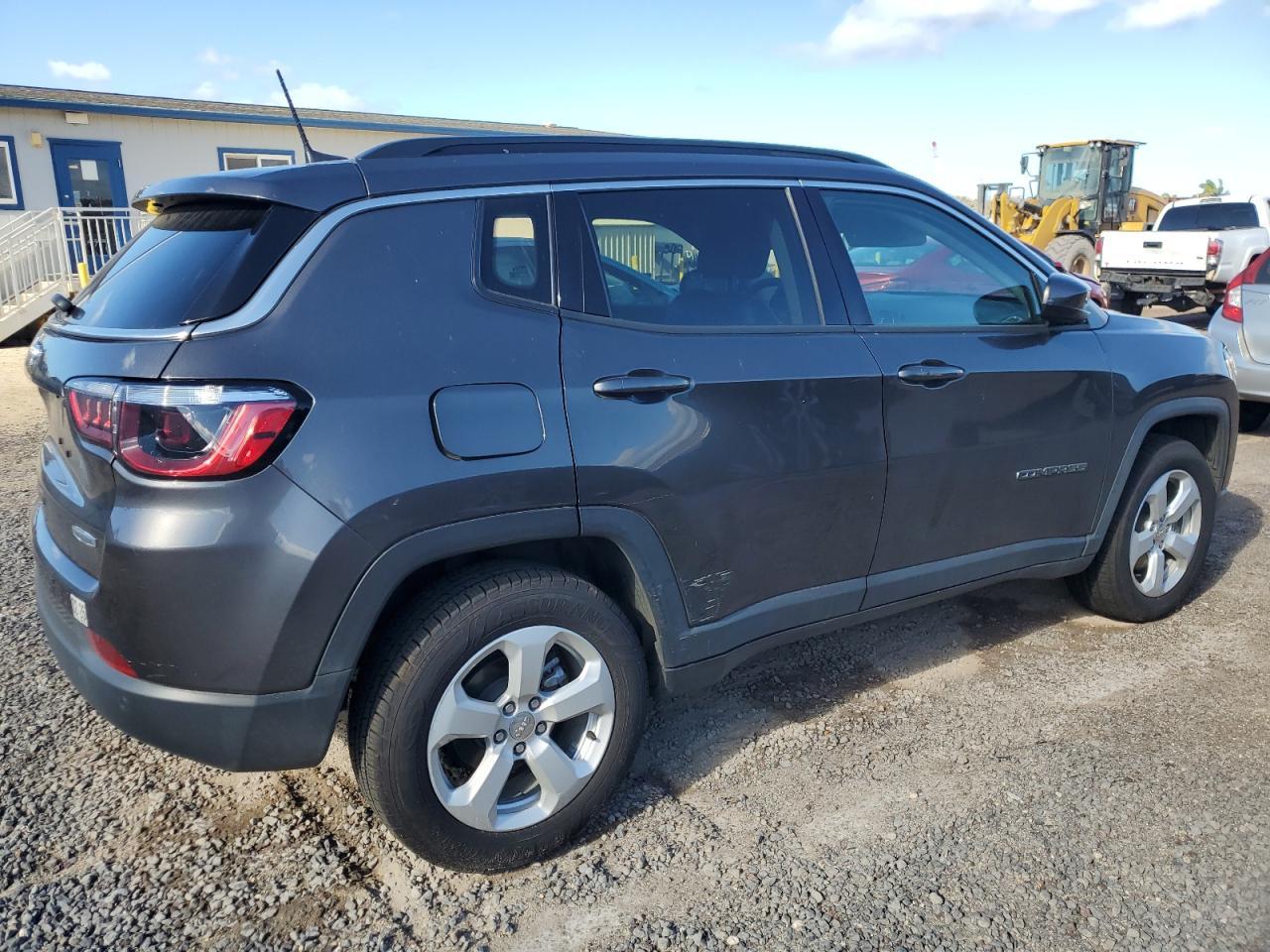 2021 Jeep Compass Latitude - Фото 3