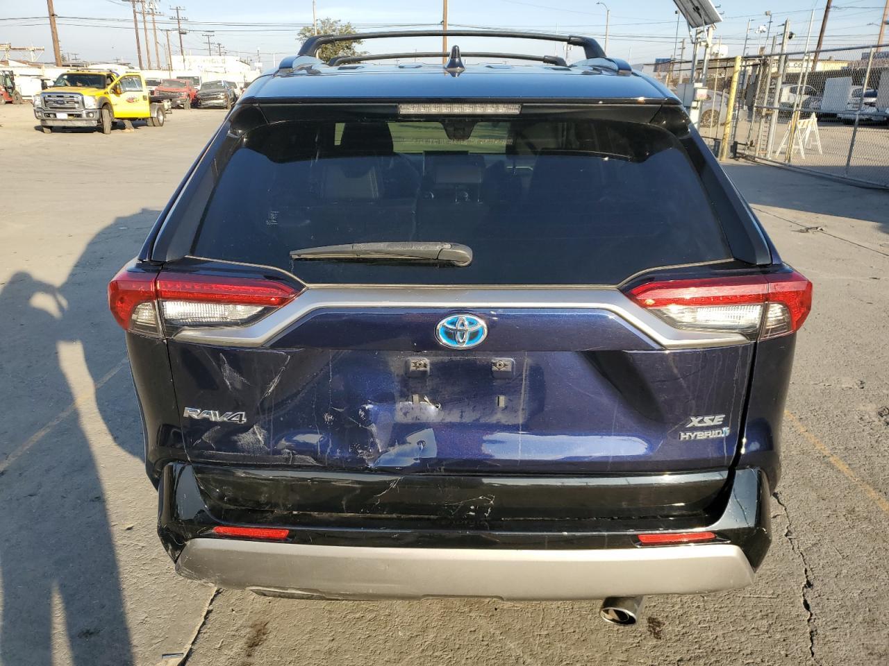 2020 Toyota Rav4 Xse - Фото 6