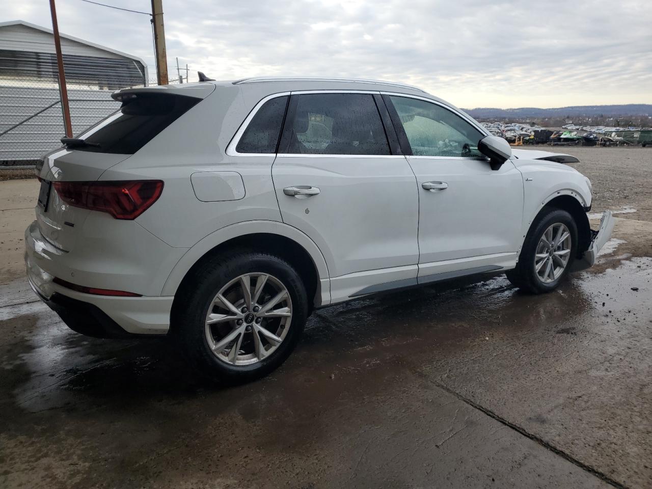 2025 Audi Q3 Premium S Line 45 - Фото 3