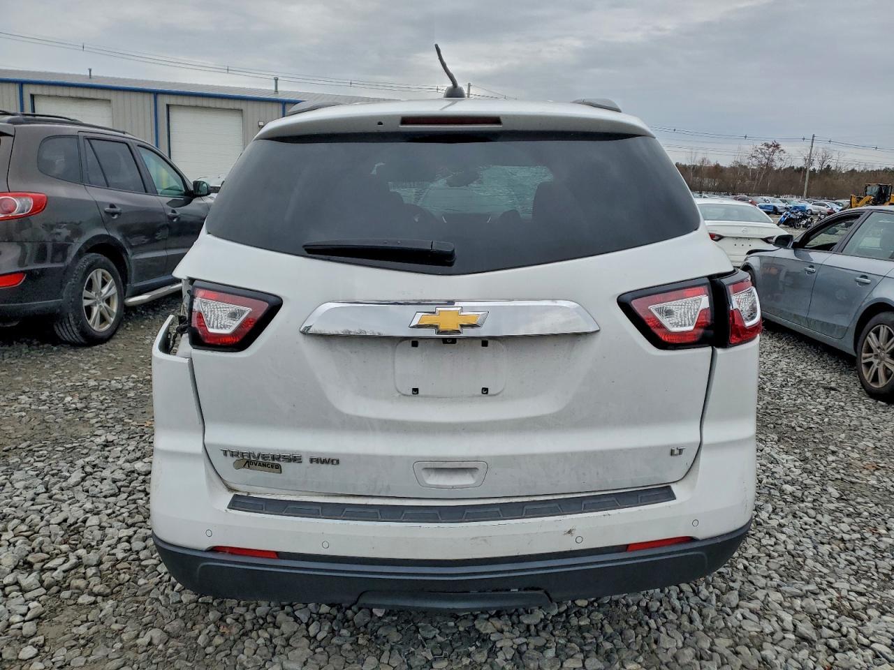 2017 Chevrolet Traverse Lt - Image 6