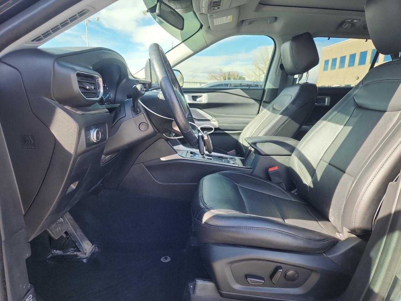 2022 Ford Explorer Limited - Image 7