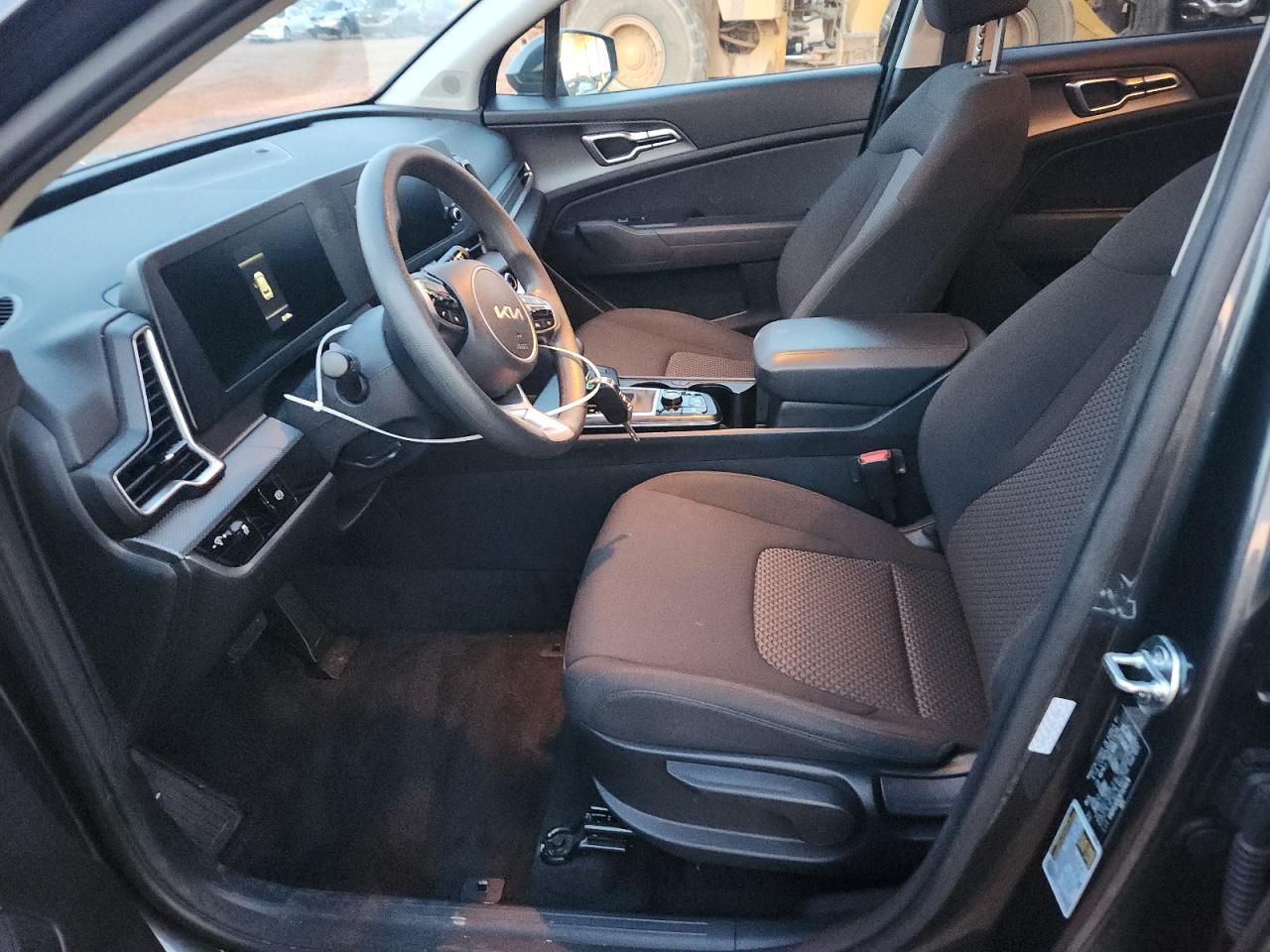 2024 Kia Sportage Lx - Image 7