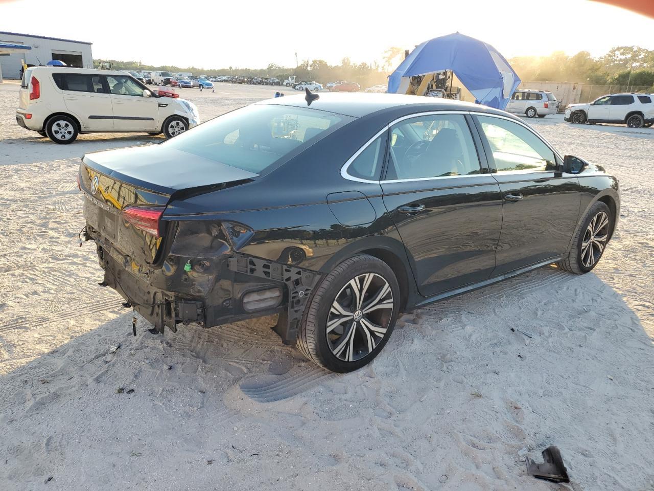 2021 Volkswagen Passat Se - Фото 3