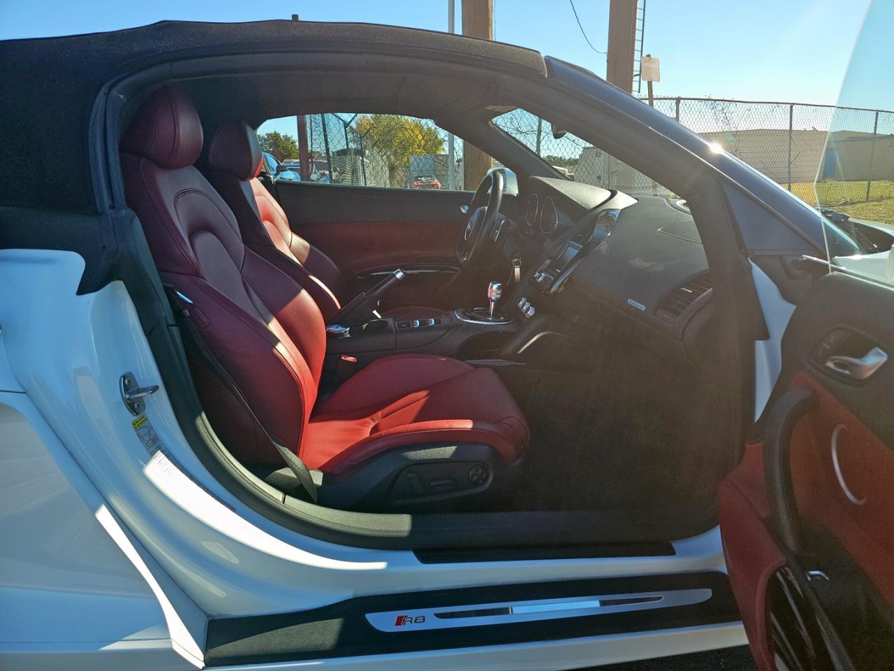 2014 Audi R8 5.2 Quattro - Image 5