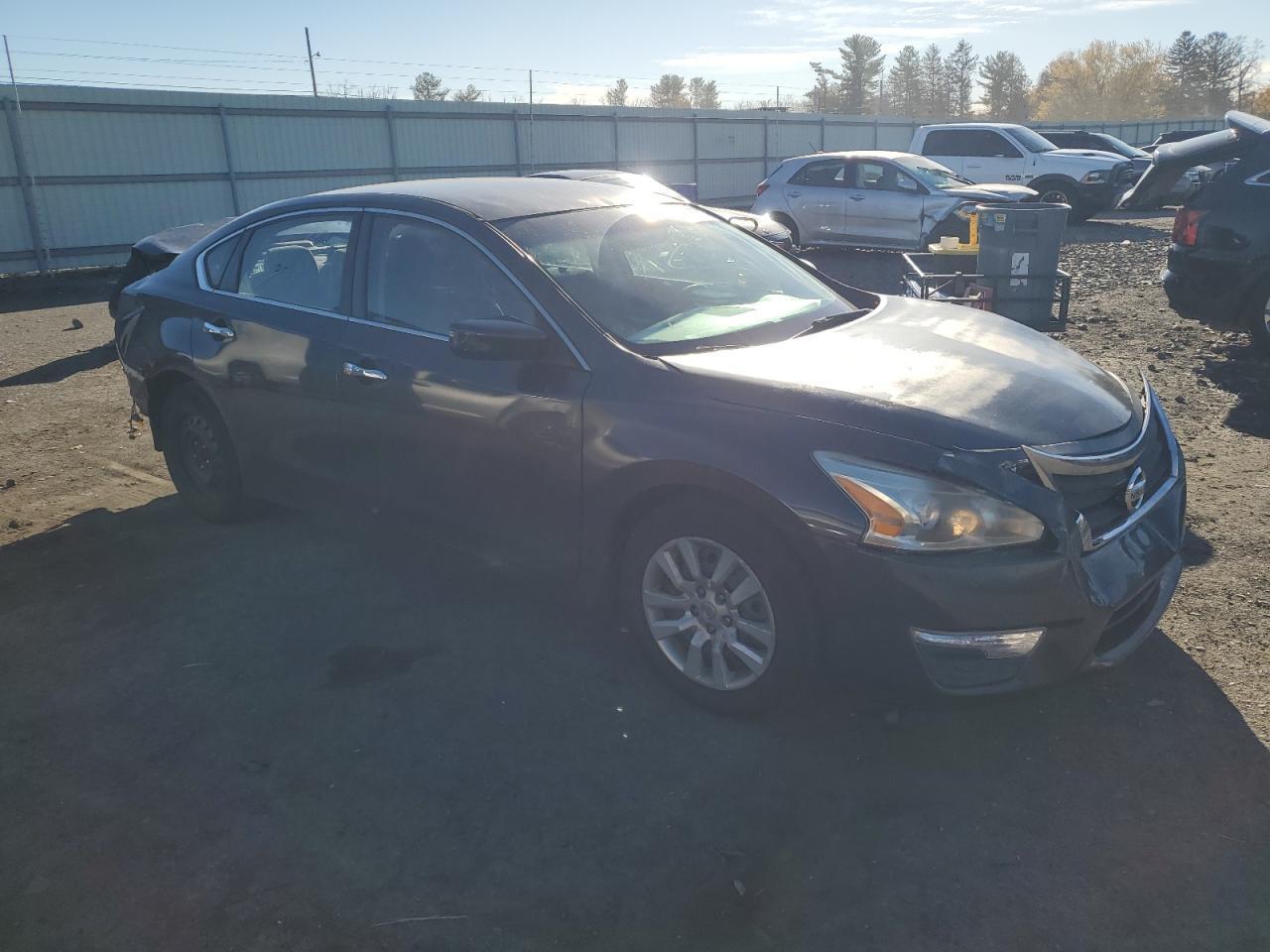 2015 Nissan Altima 2.5 - Фото 4