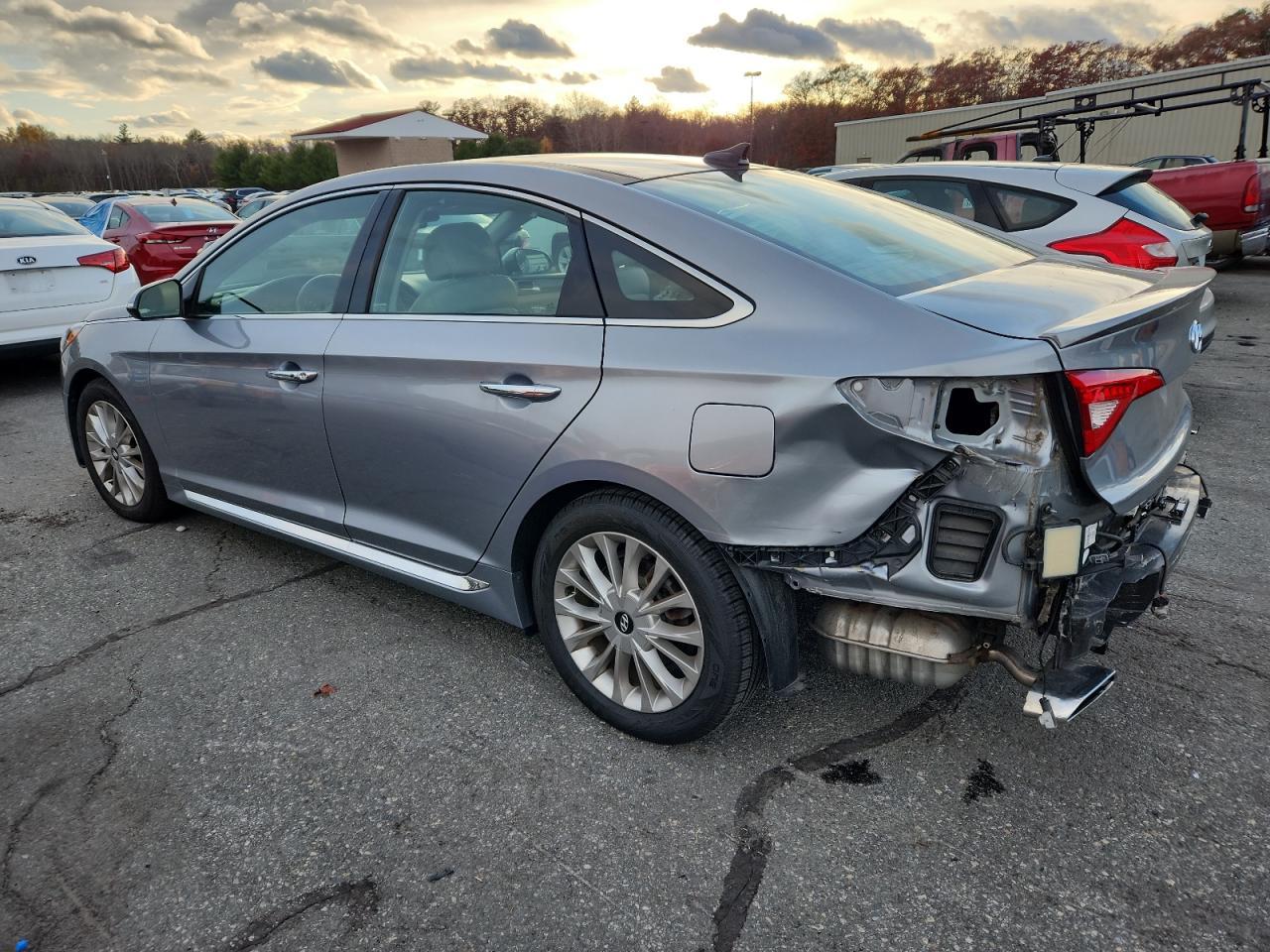 2015 Hyundai Sonata Sport - Фото 2