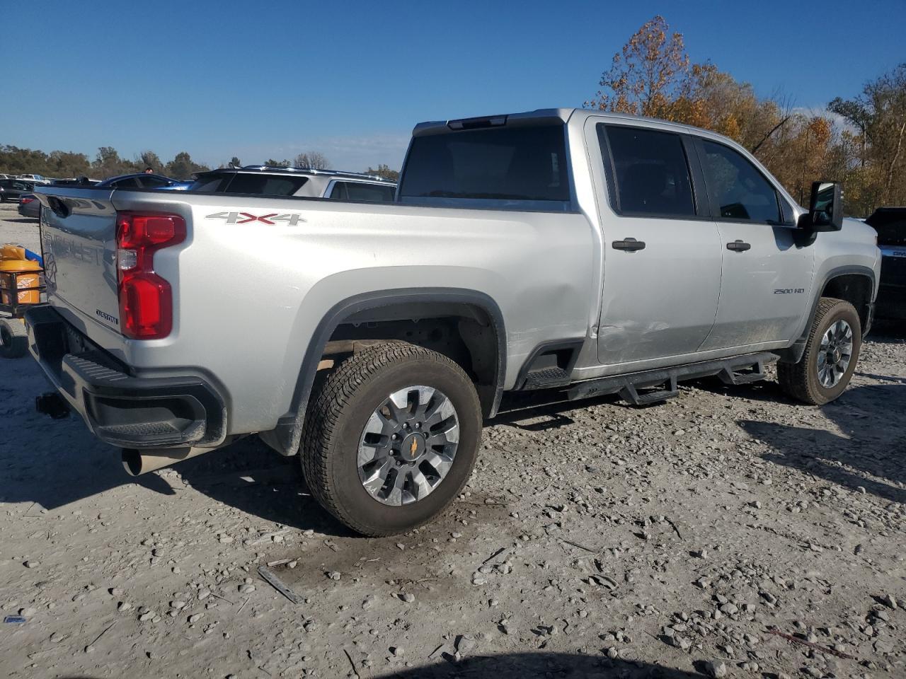 2021 Chevrolet Silverado K2500 Custom - Image 3