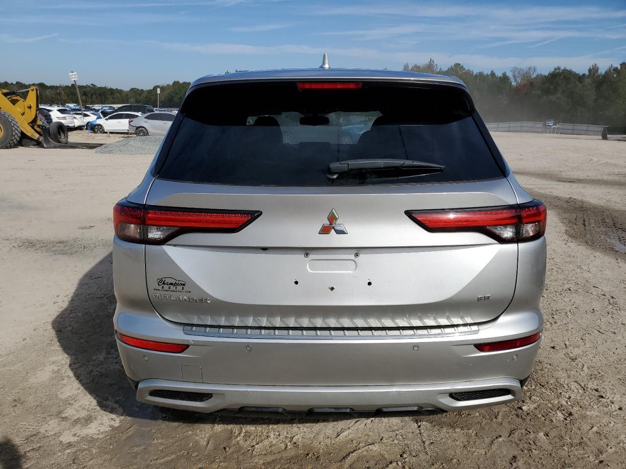 2022 Mitsubishi Outlander Se - Фото 6