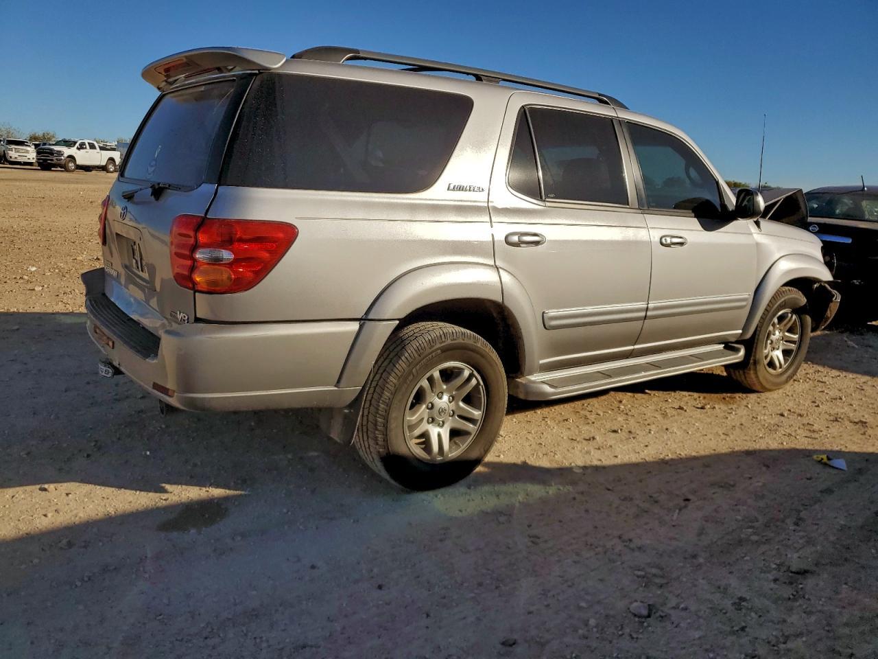 2004 Toyota Sequoia Limited - Фото 3