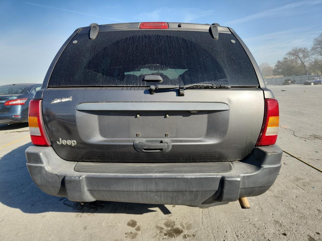 2004 Jeep Grand Cherokee Laredo - Image 6