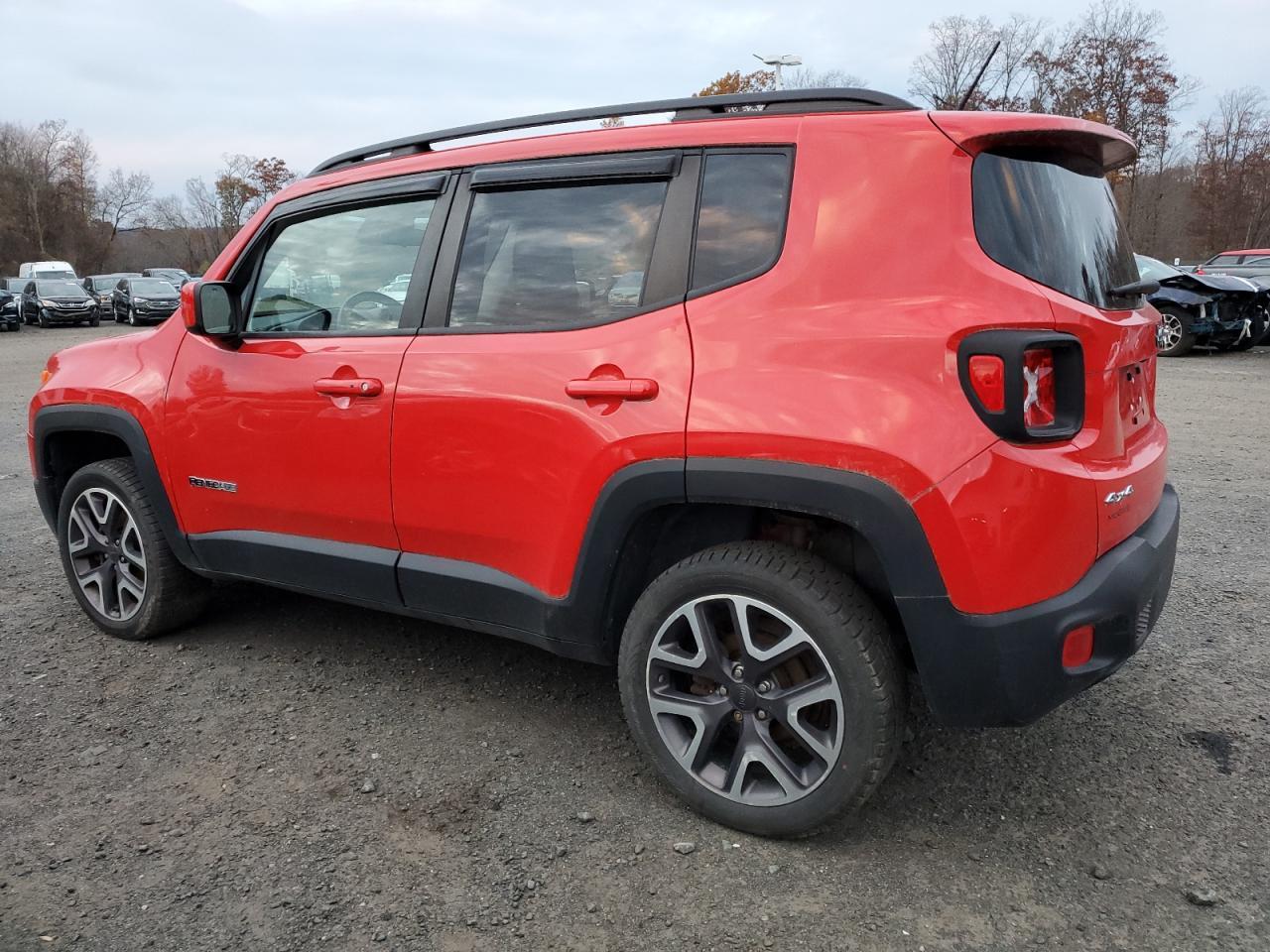 2016 Jeep Renegade Latitude - Фото 2