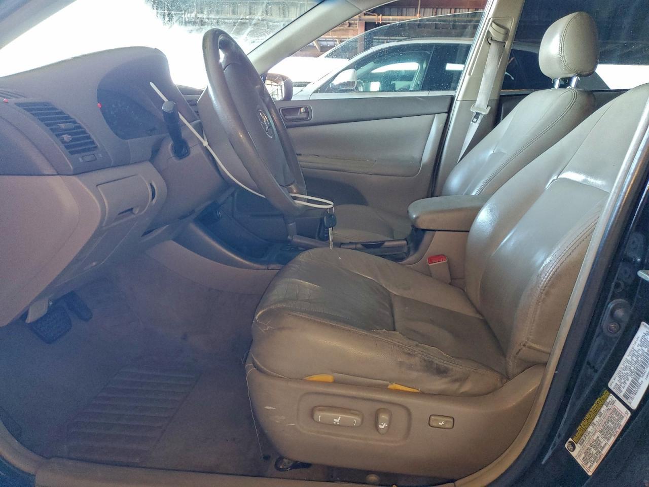 2004 Toyota Camry Le - Фото 7