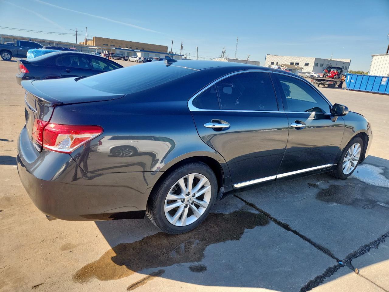 2010 Lexus Es 350 - Image 3