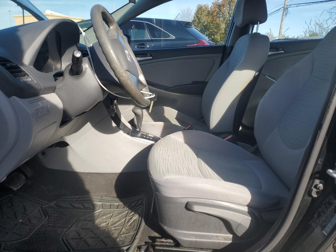2017 Hyundai Accent Se - Image 7