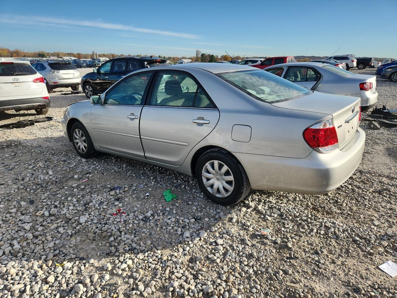 2006 Toyota Camry Le - Image 2