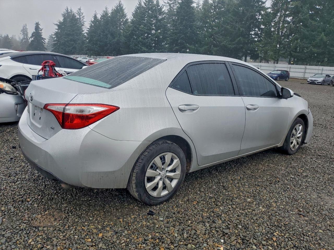 2016 Toyota Corolla L - Фото 3