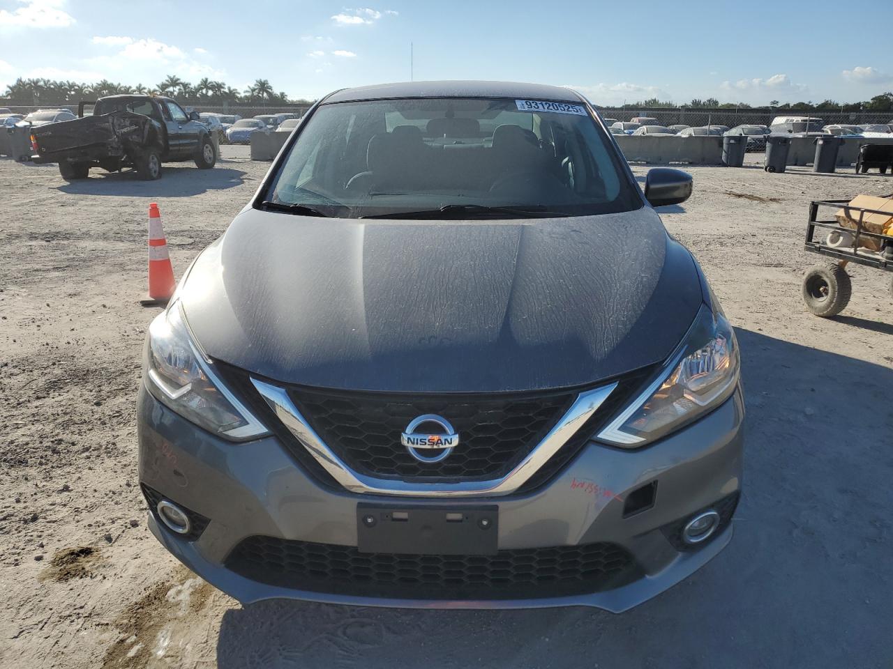 2017 Nissan Sentra S - Image 5