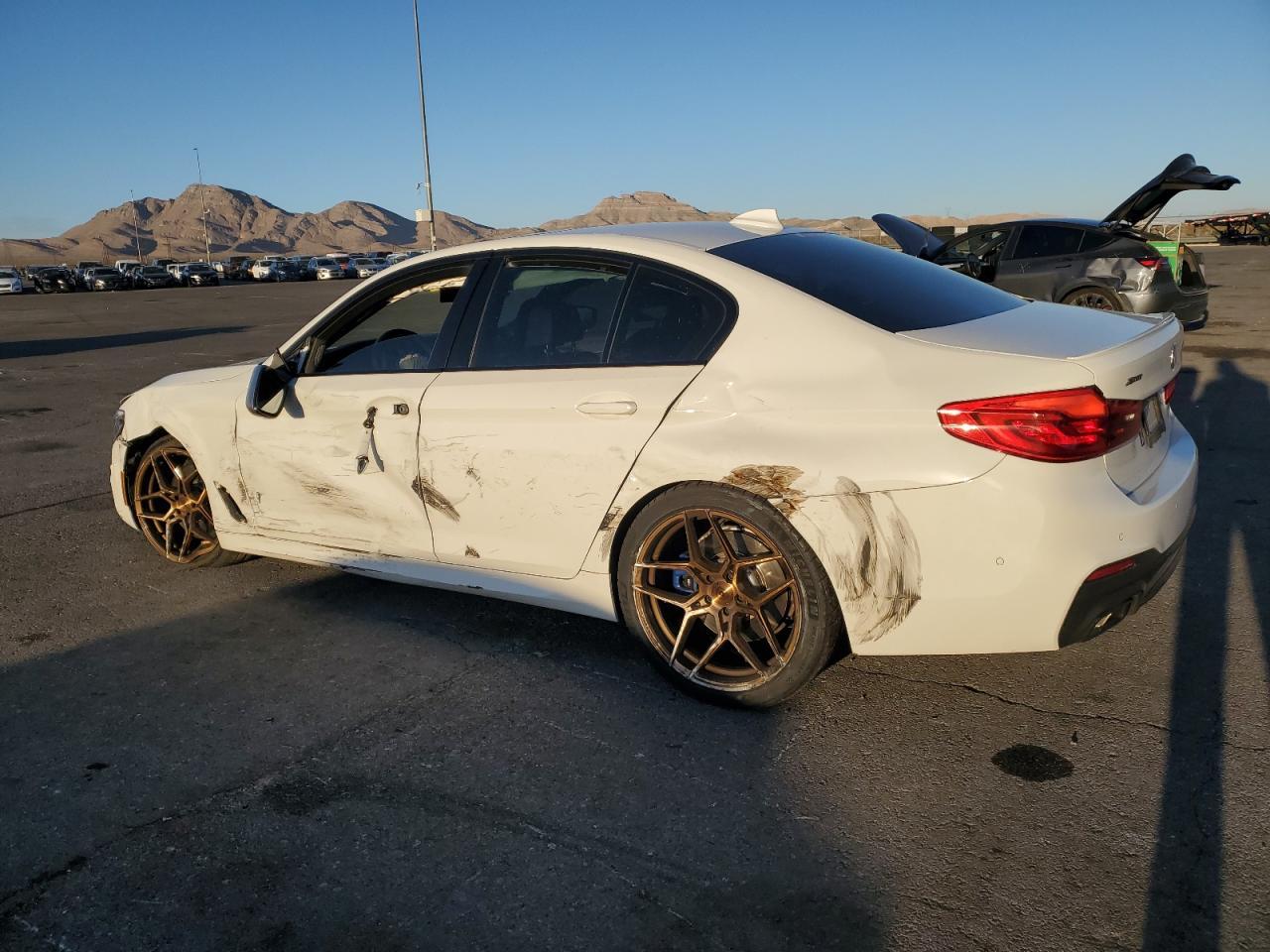 2019 BMW M550Xi - Фото 2