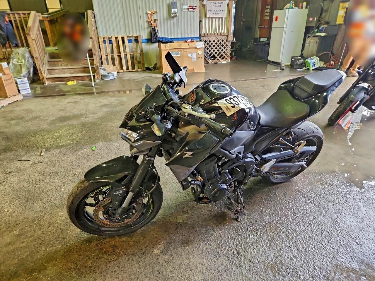 2024 Kawasaki Zr900 F - Фото 3