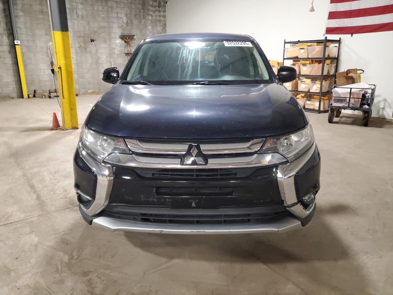 2018 Mitsubishi Outlander Es - Фото 5