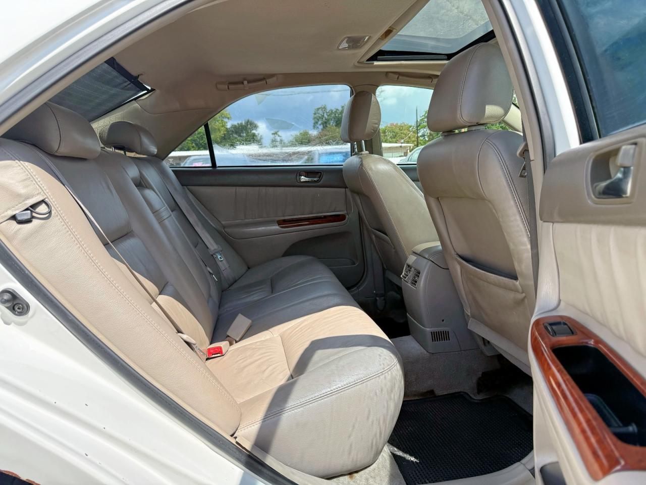 2002 Toyota Camry Le - Фото 6