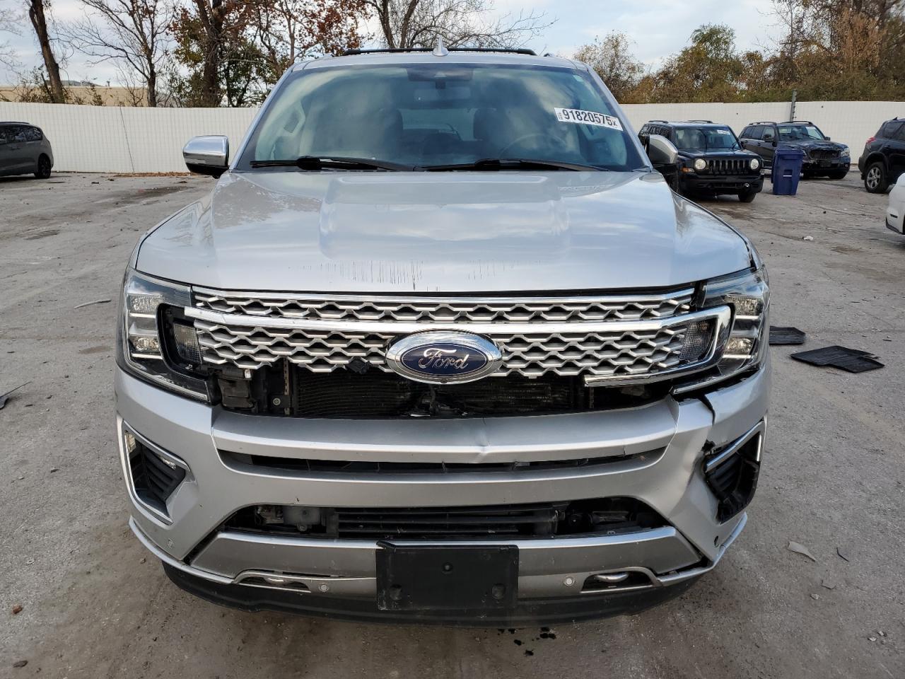 2019 Ford Expedition Platinum - Image 5