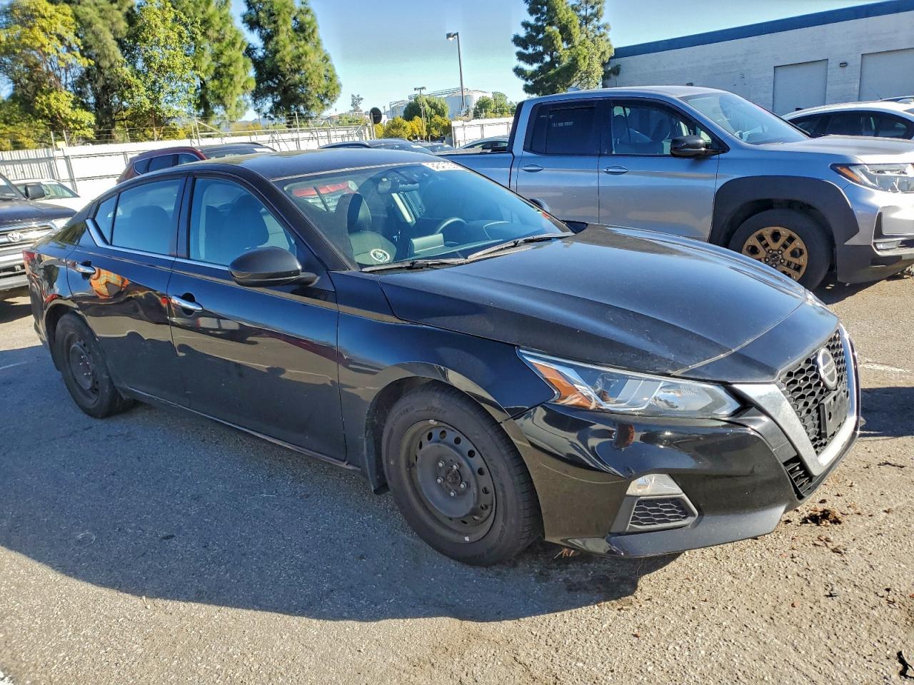 2019 Nissan Altima S - Image 4