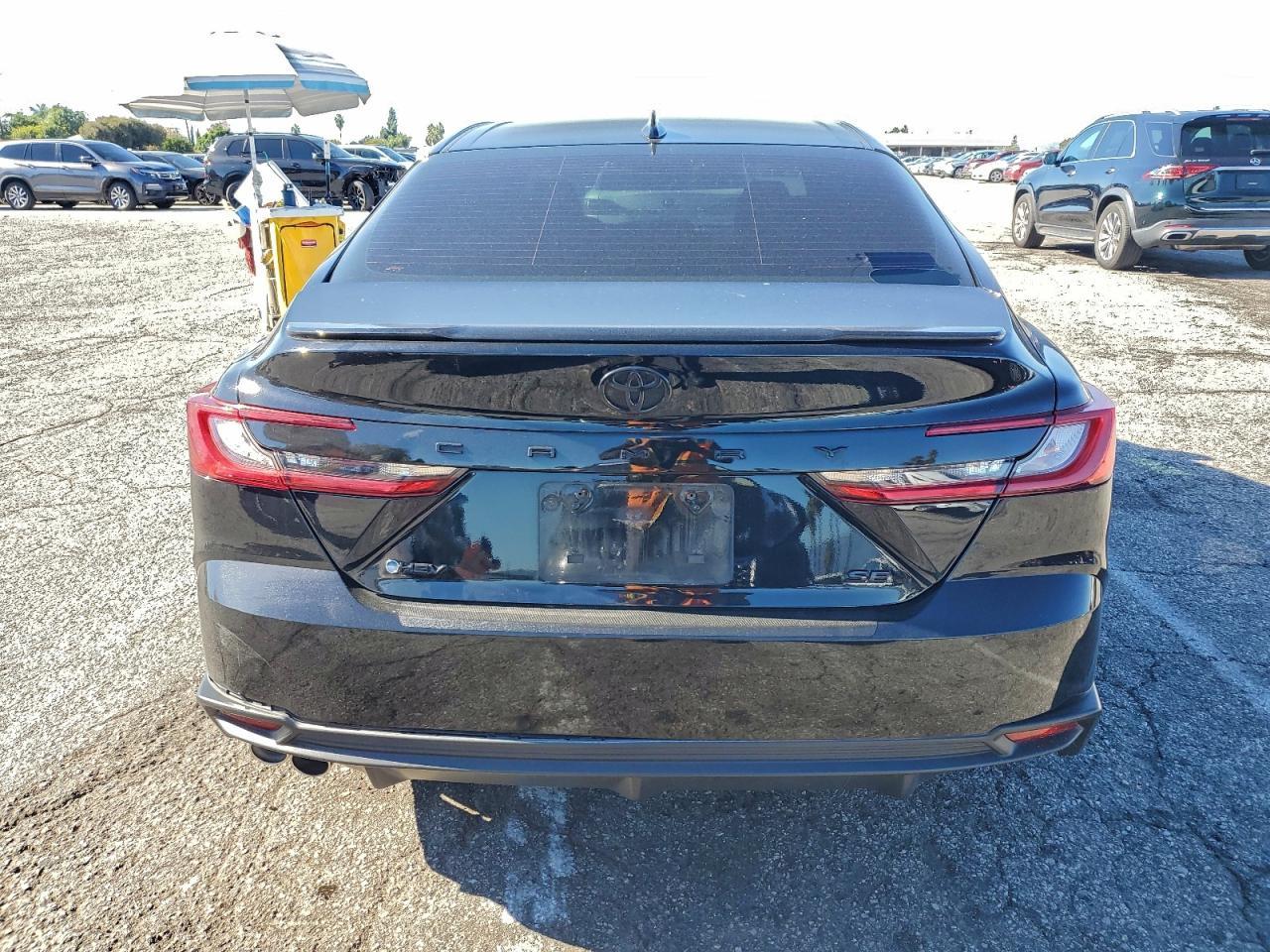 2025 Toyota Camry Xse - Фото 6