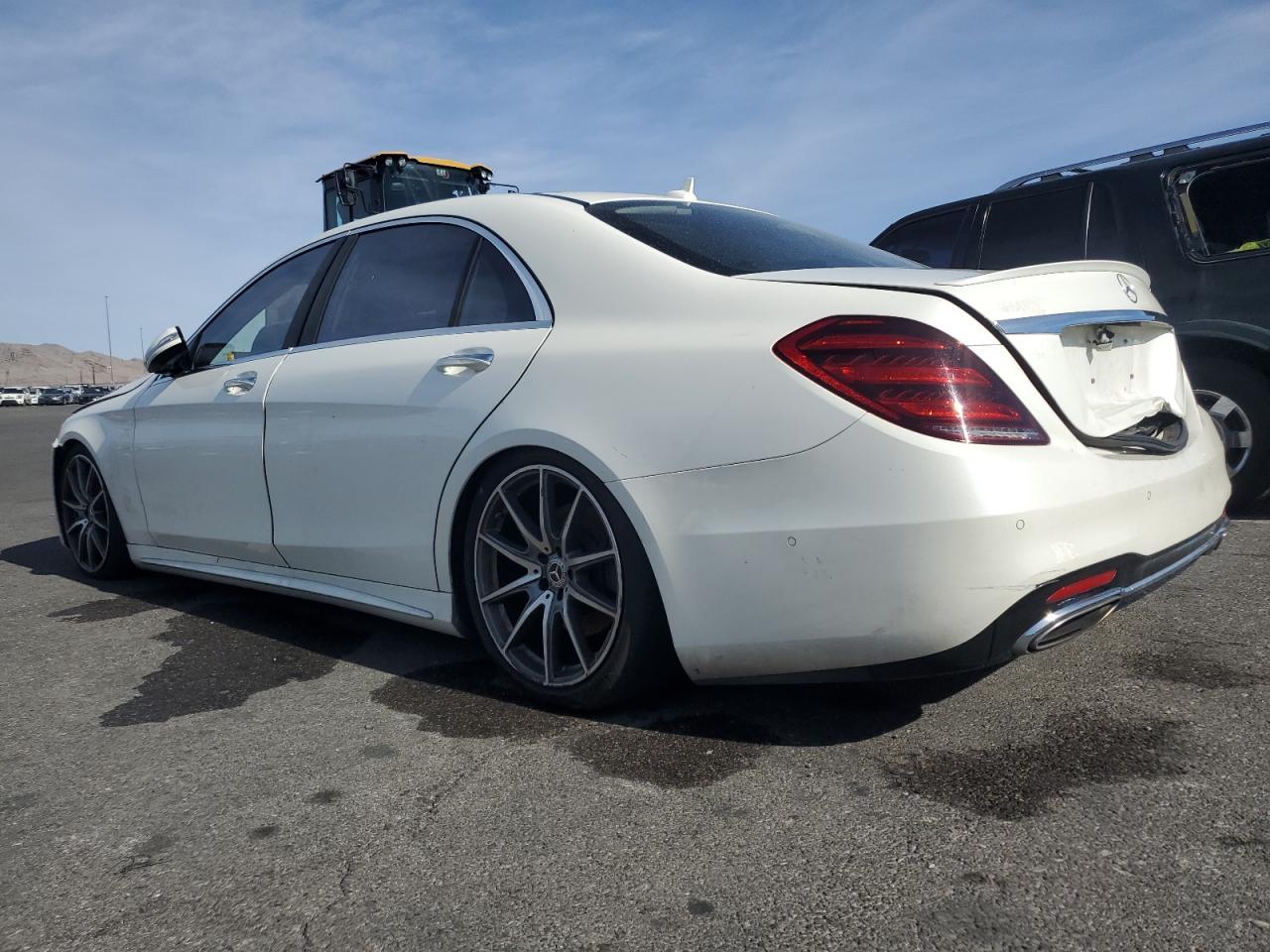 2020 Mercedes-Benz S 560 - Фото 2