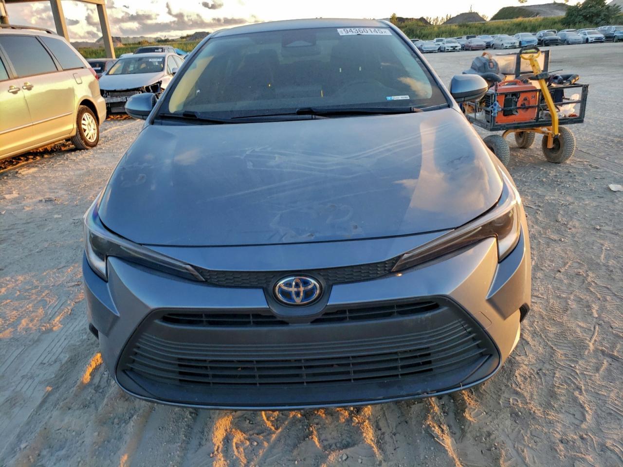 2023 Toyota Corolla Le - Фото 5