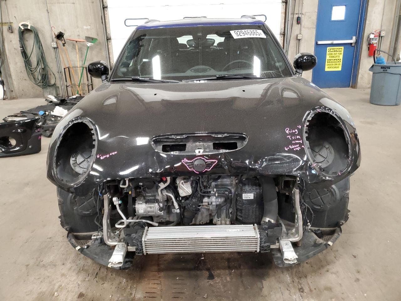 2022 Mini Cooper S Clubman All4 - Фото 5
