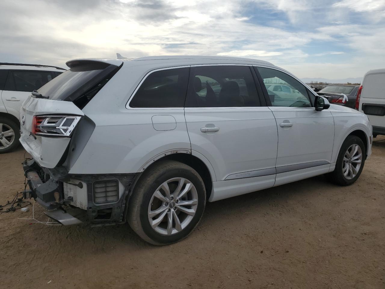 2019 Audi Q7 Premium Plus - Image 3