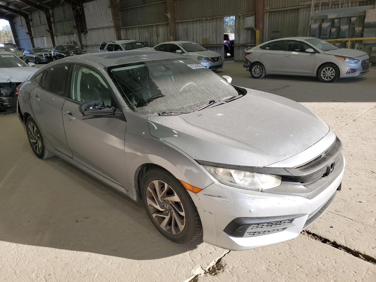 2017 Honda Civic Ex - Image 4