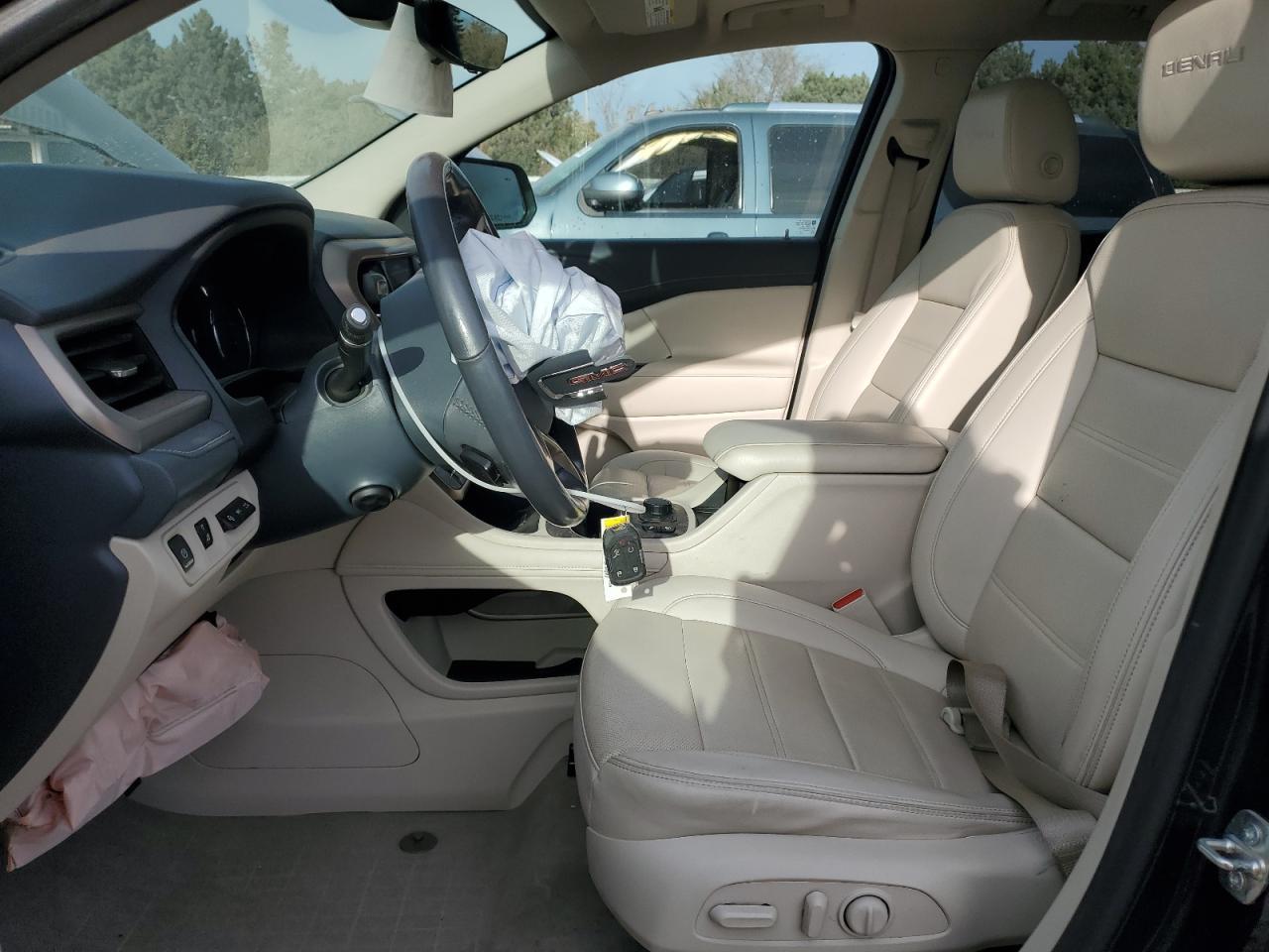 2021 GMC Acadia Denali - Image 7