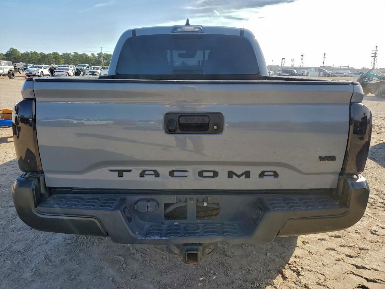 2020 Toyota Tacoma Double Cab - Фото 6