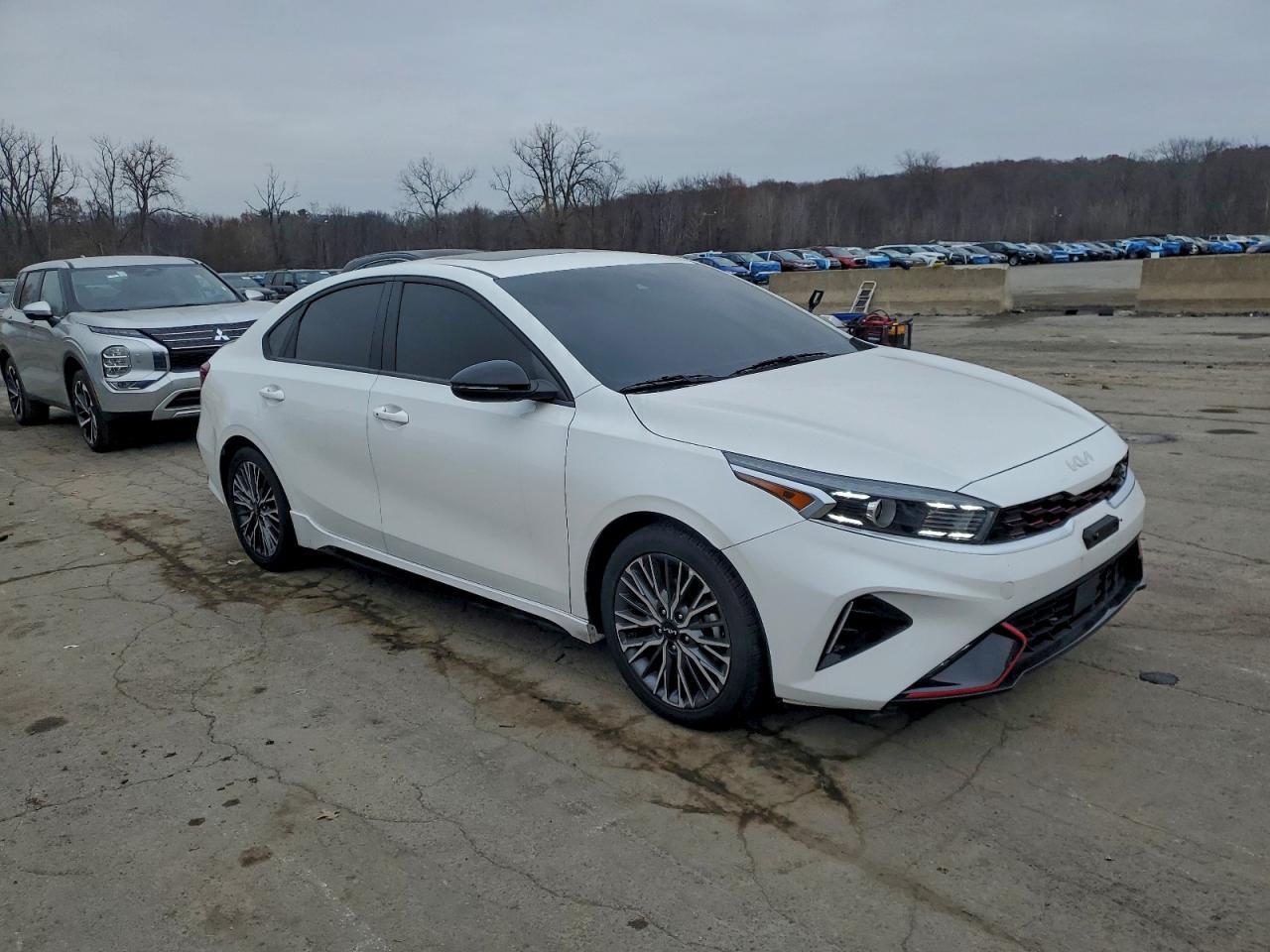 2023 Kia Forte Gt Line - Фото 4