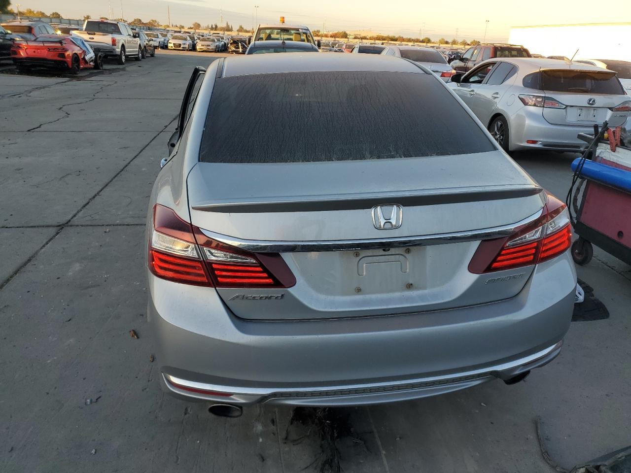 2017 Honda Accord Sport - Фото 6