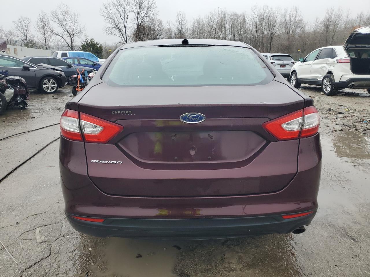 2013 Ford Fusion S - Фото 6