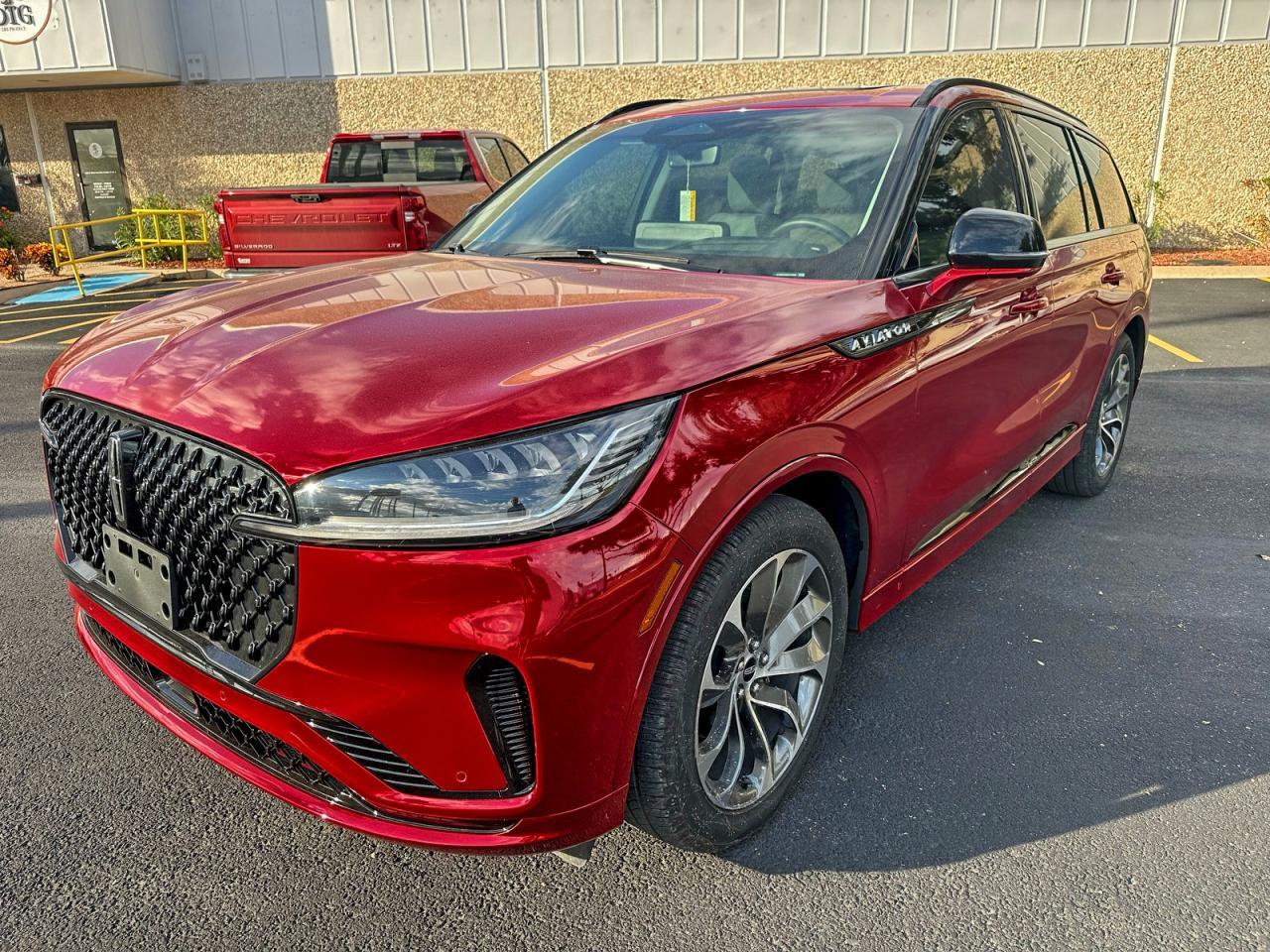 2025 Lincoln Aviator - Фото 2