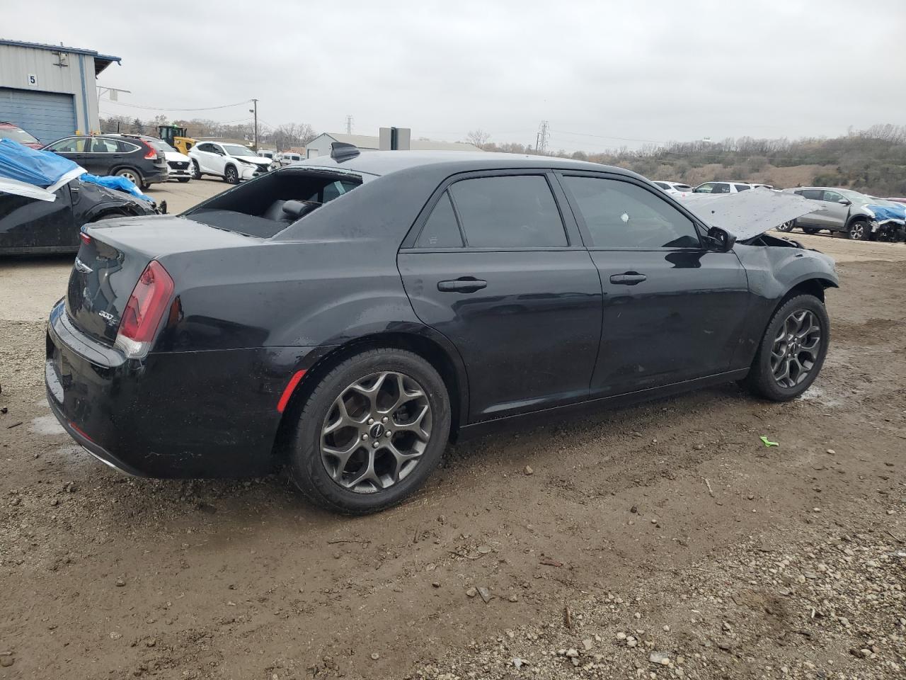 2015 Chrysler 300 S - Фото 3