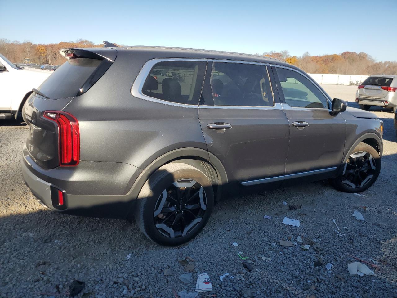 2024 Kia Telluride S - Фото 3