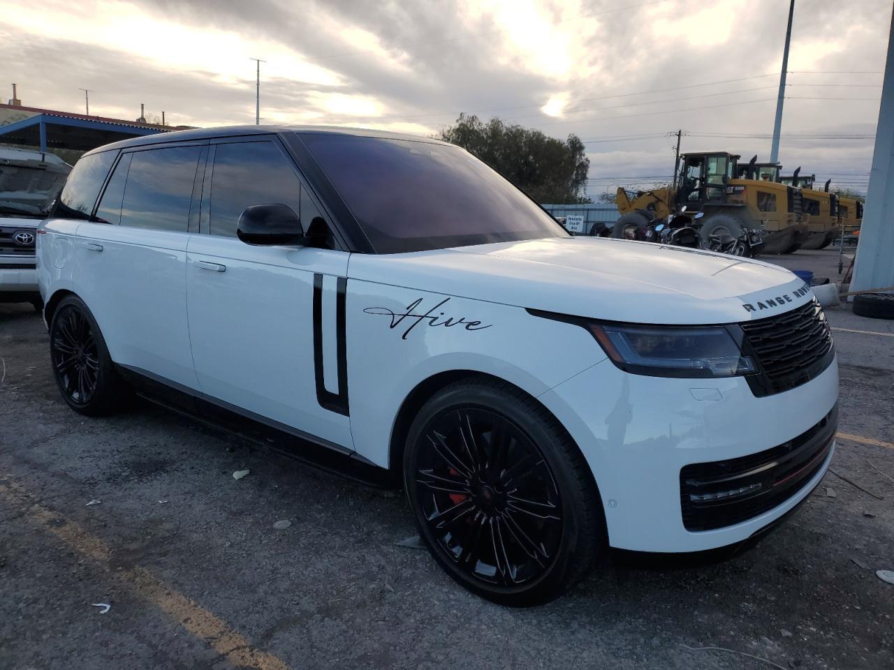 2023 Land Rover Range Rover Autobiography - Фото 4