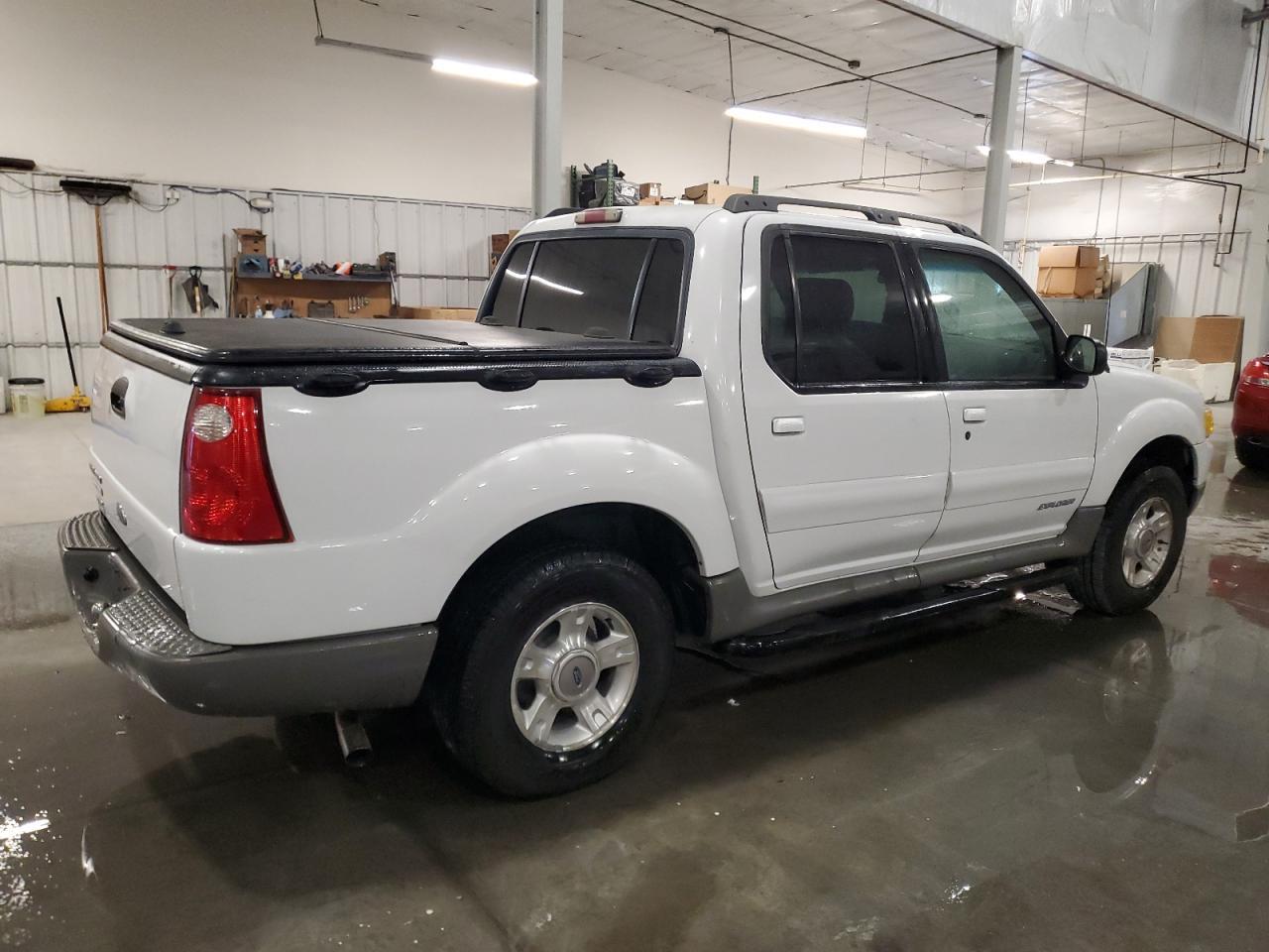 2001 Ford Explorer Sport Trac - Image 3