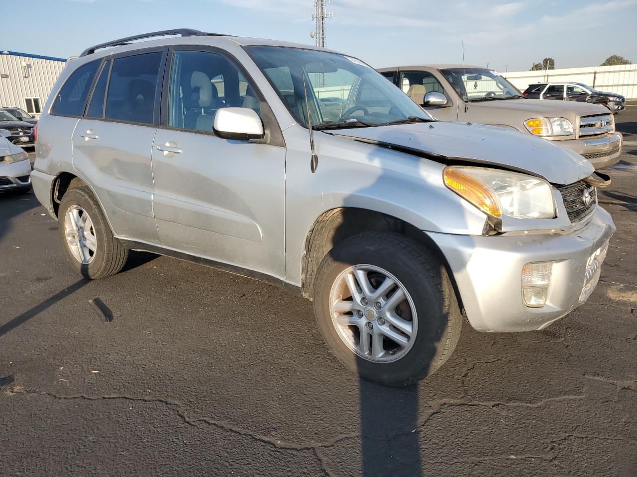 2003 Toyota Rav4 - Image 4