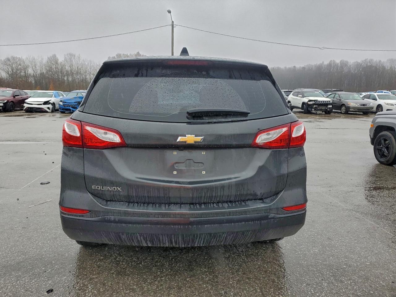 2020 Chevrolet Equinox Ls - Image 6